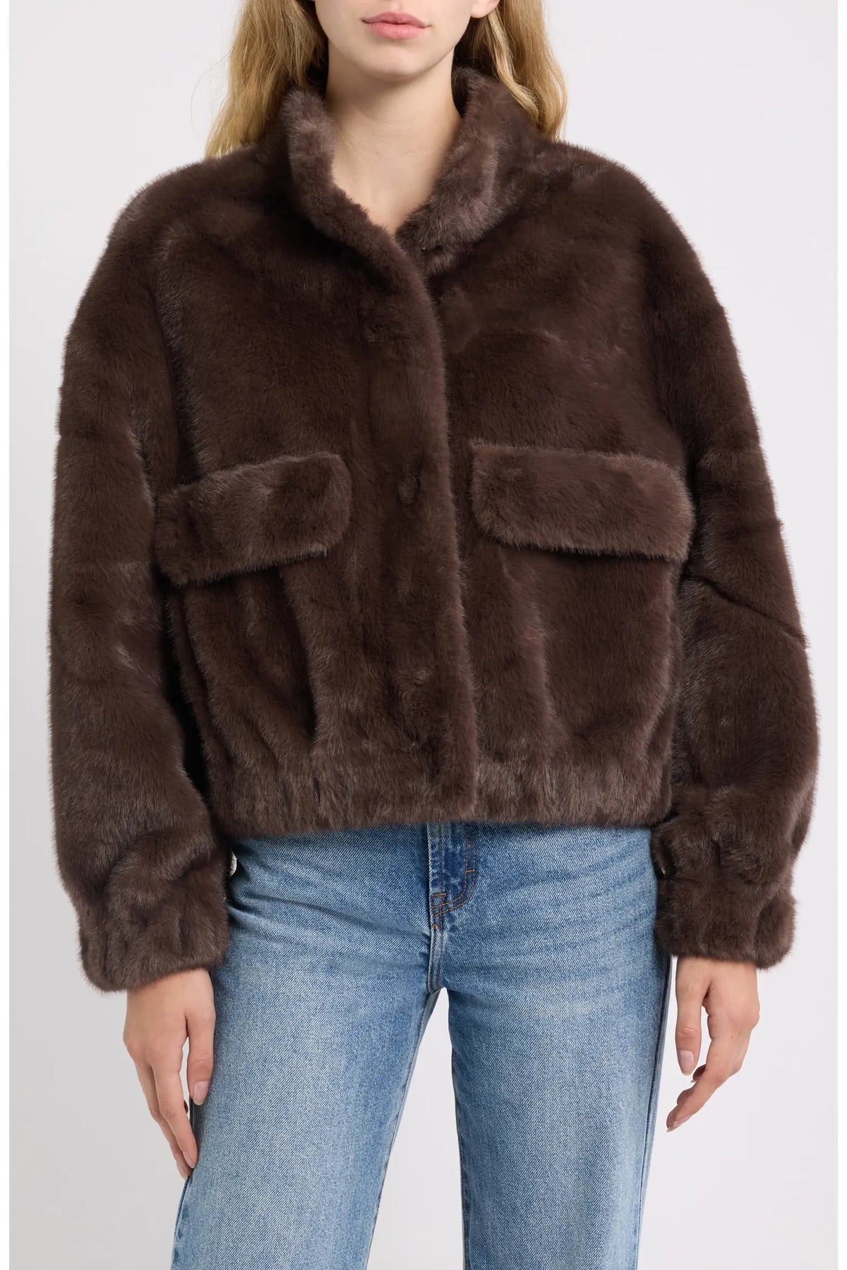 Dèluc | Veste en fausse fourrure 'Badet' | Chocolat
