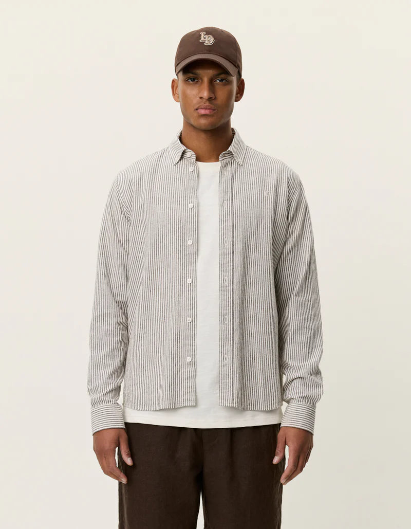 Les Deux | Chemise en coton et lin à rayures "Konrad" - Brun Teck