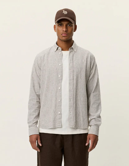 Les Deux | Chemise en coton et lin à rayures "Konrad" - Brun Teck