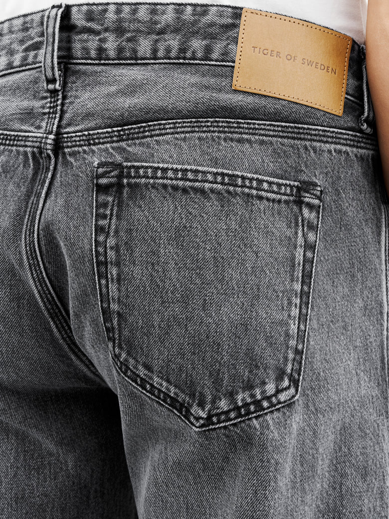 Tiger of Sweden | Le jean ''Marty exterior''  - Noir delavé