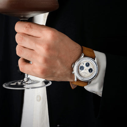 AV86 | Montre ''Chronodate Automatic 1564'' 39 mm - Acier / Blanc cassé