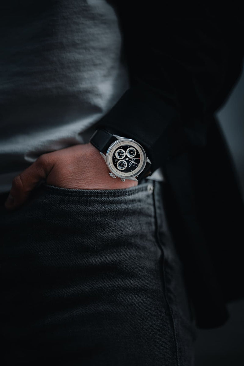 AV86 | Montre ''Chronodate Automatic 1564'' 39 mm - Acier / Noir