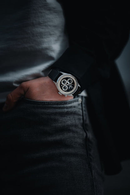 AV86 | Montre ''Chronodate Automatic 1564'' 39 mm - Acier / Noir