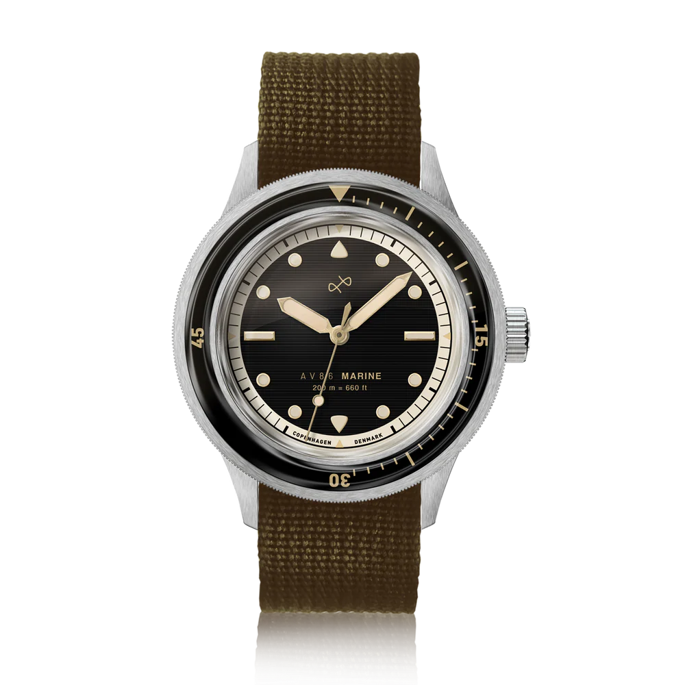 AV86 | Montre en acier ''1956 Marine'' 41 mm | Acier/Noir doré