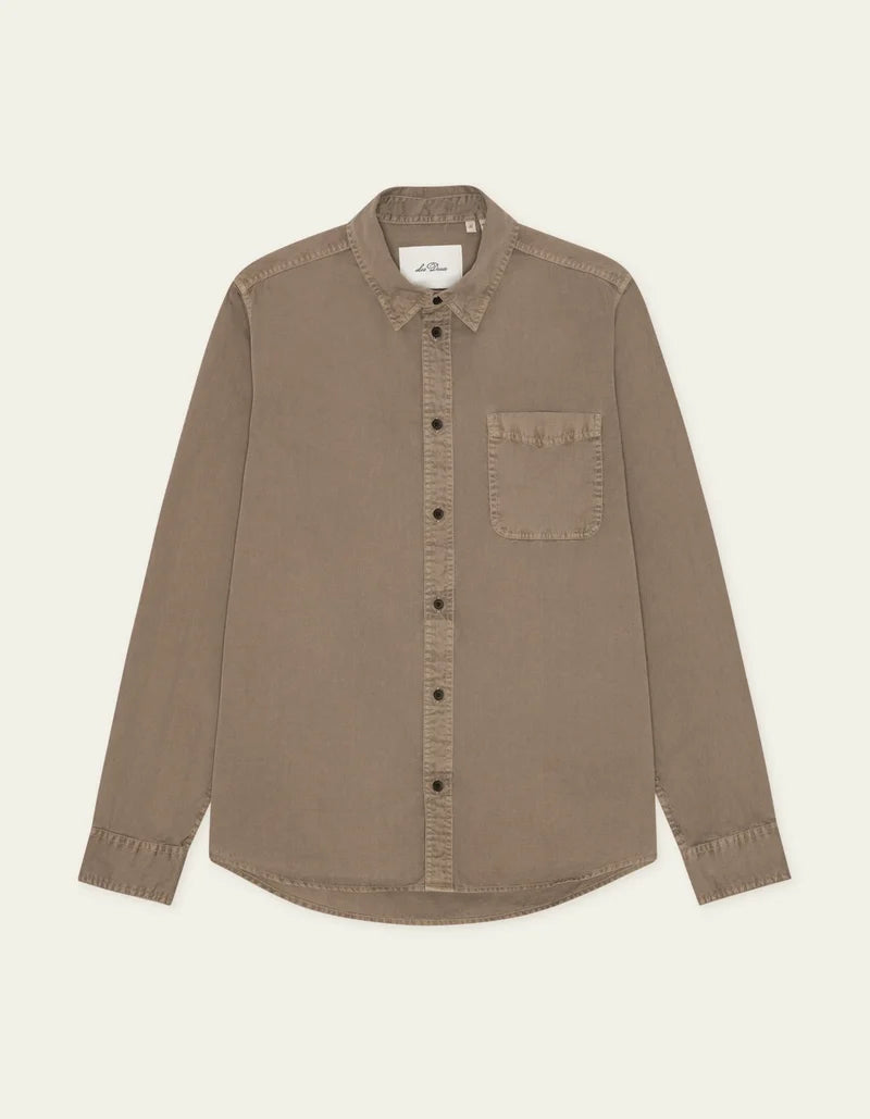 Les deux | Chemise en coton "Teinte en pièce" - Taupe