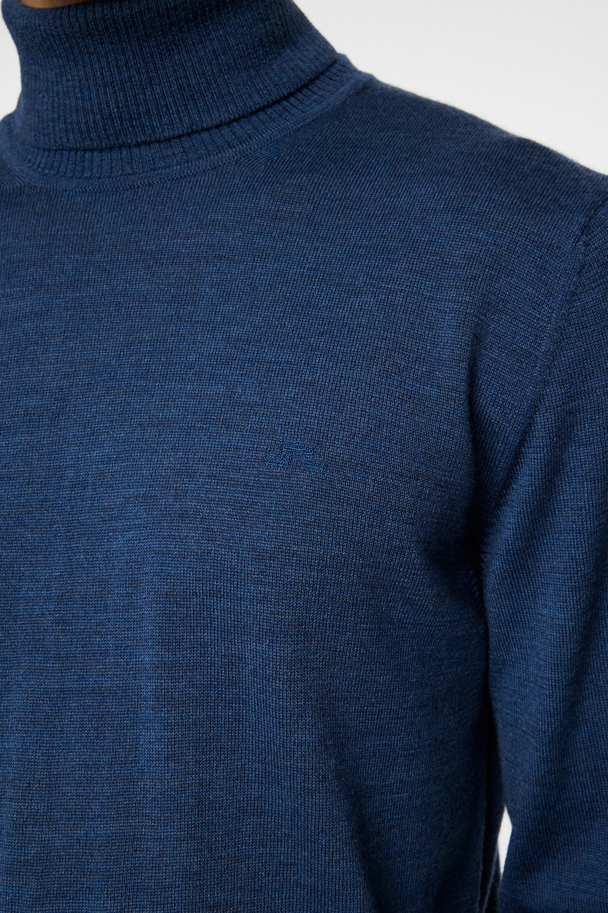 J.LINDEBERG | Pull "Kaden" Merino Col roulé - Bleu mélanger