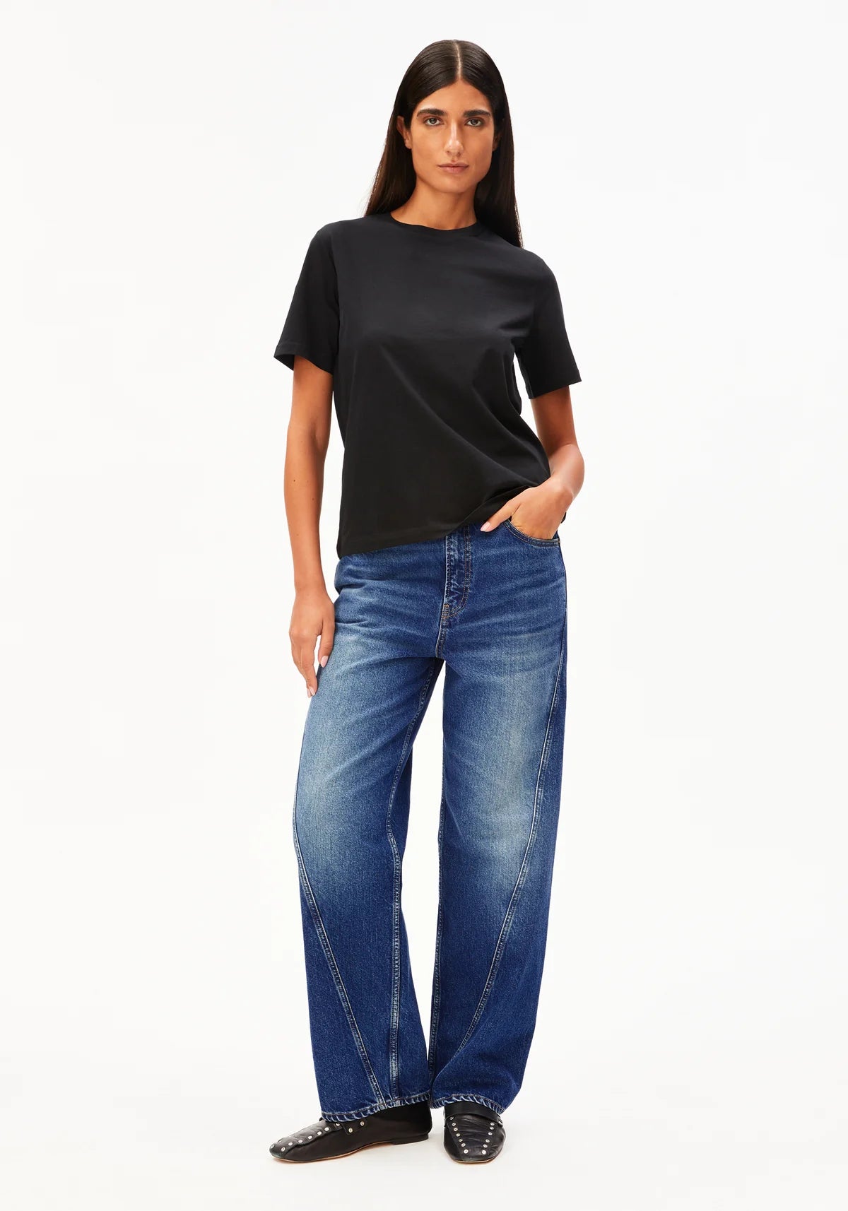 Armedangel | T-shirt "LUALAA" - Noir