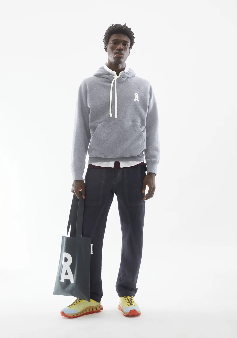 ARMEDANGELS | Sweat à capuche "ICONIC Å HAANRI" - Gris