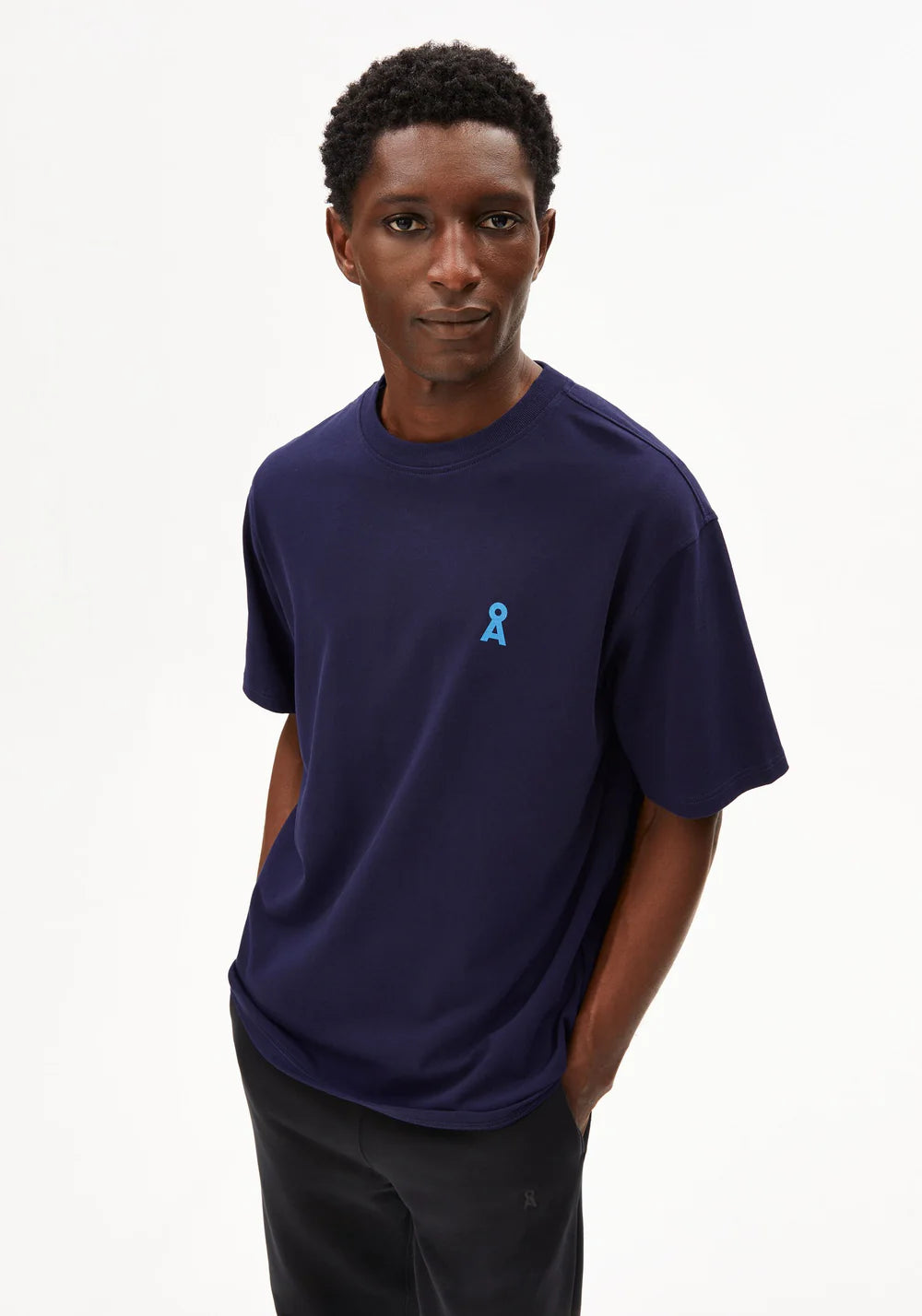 ARMEDANGELS | T-shirt "MAARKOS DETOX" - Bleu marine