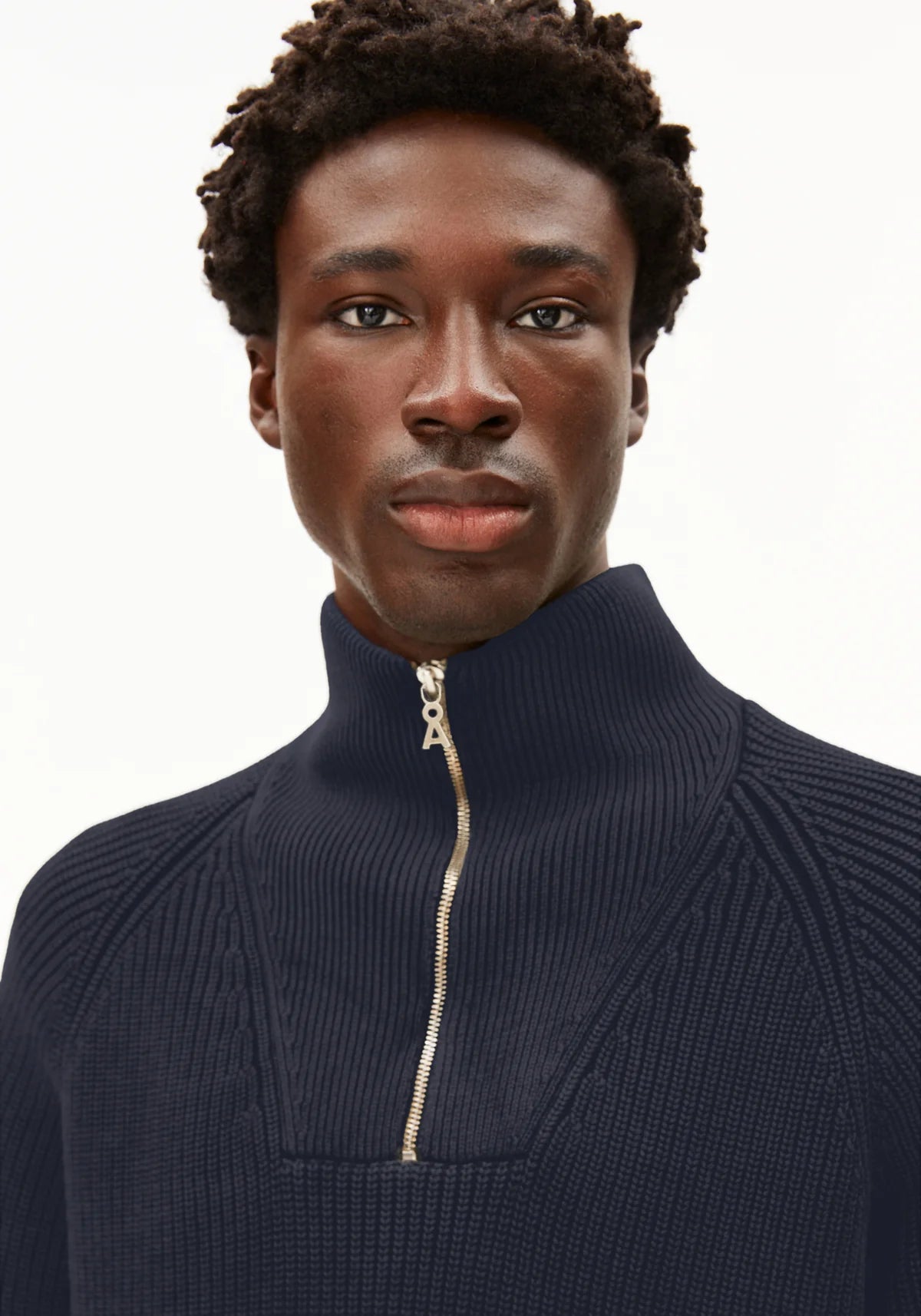 Armedangels | Le pull demi-zip "Kaalves" - Bleu marine