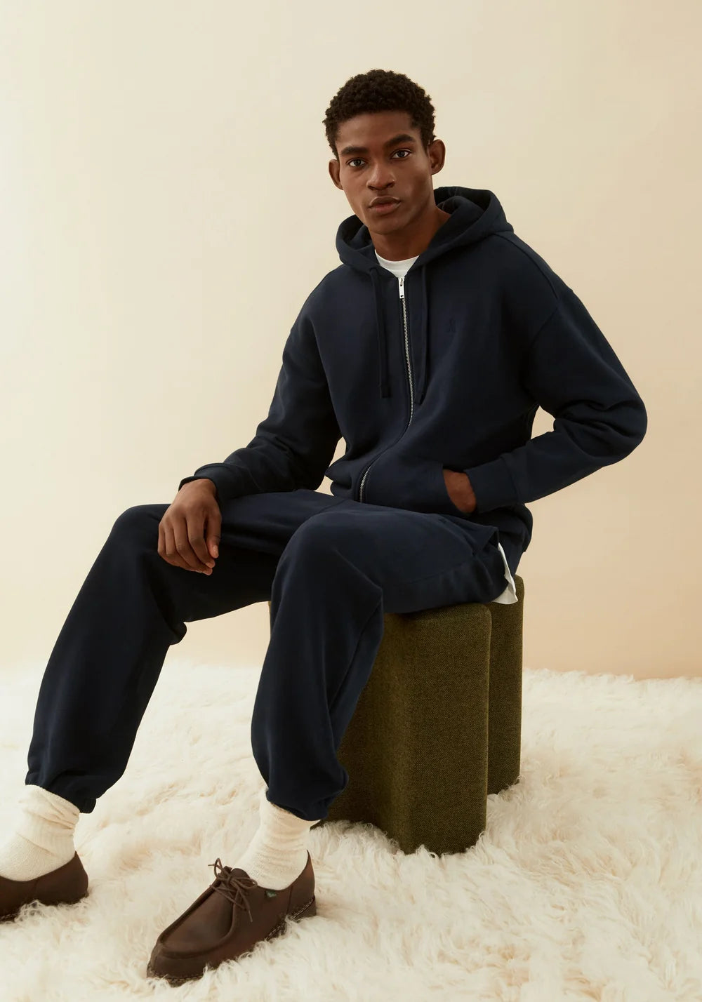 ARMEDANGELS | Sweat à capuche "SAROMIAAN" - Bleu nuit