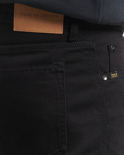 Tiger of Sweden | Le jean ''Marty'' à coupe droite - Noir