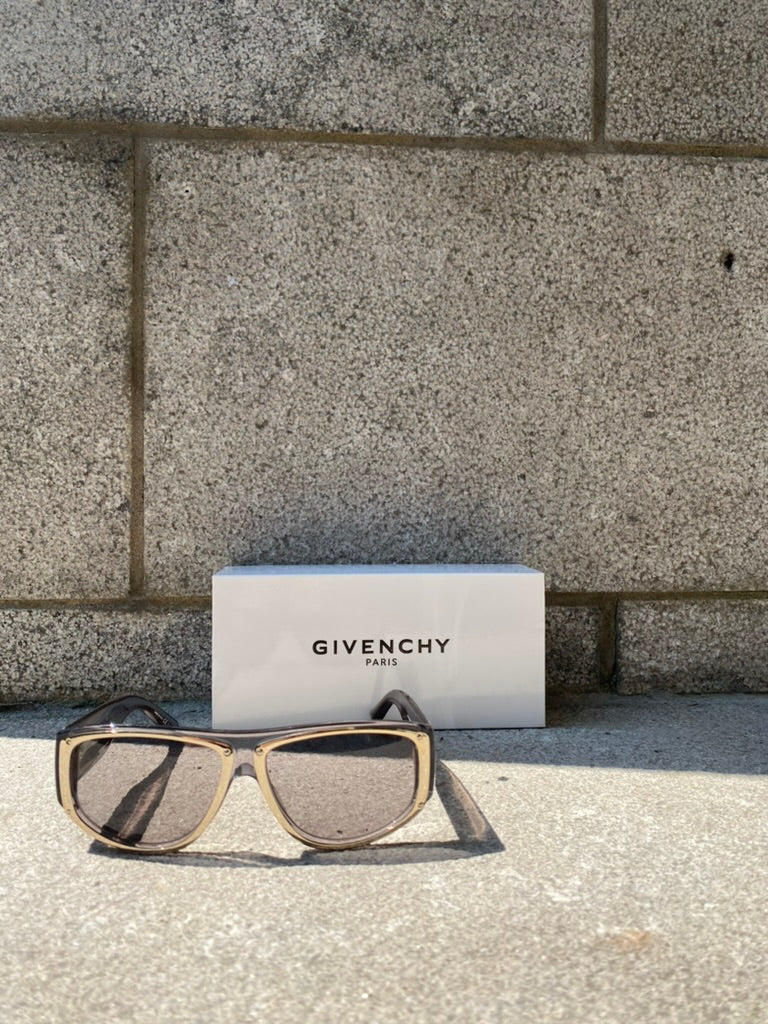 Givenchy  | Lunettes de soleil avec bordure argentée- Gris clair/argent