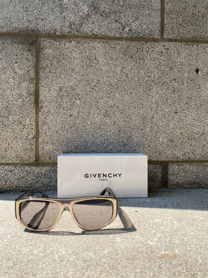Givenchy  | Lunettes de soleil avec bordure argentée- Gris clair/argent