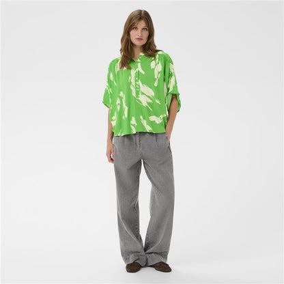 SOAKED IN LUXURY | Blouse 'Arjana'| Verte pomme