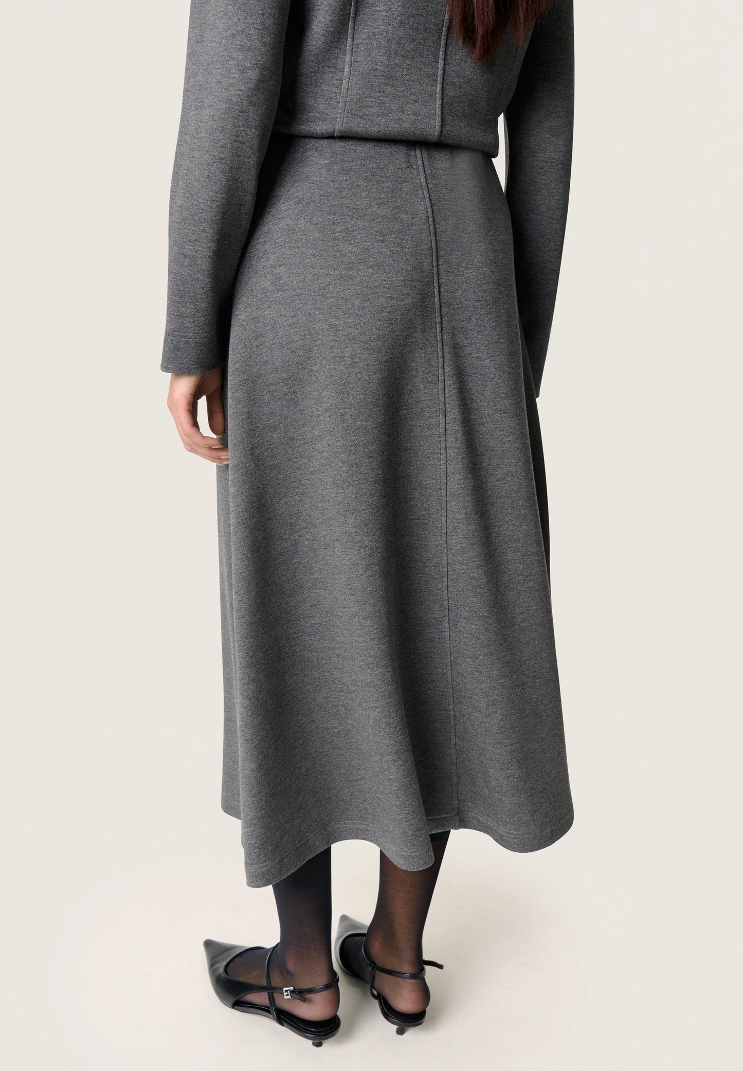 SOAKED IN LUXURY | La jupe ligne A en jersey Marigold  - Gris