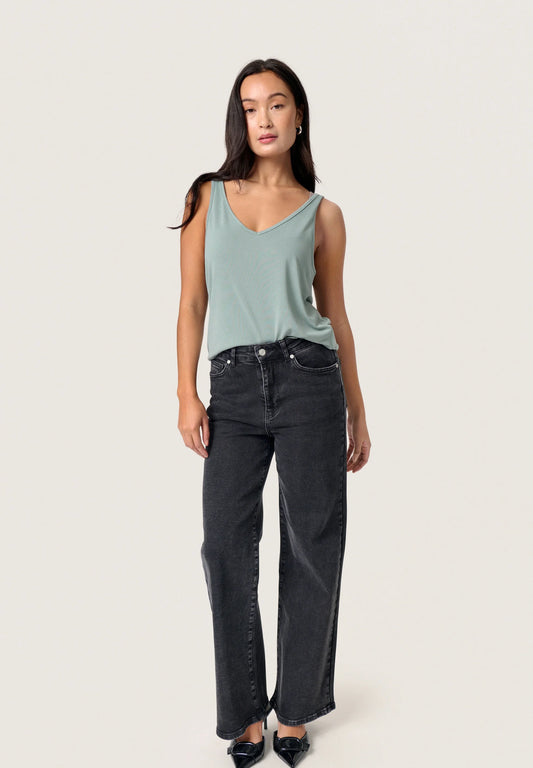 SOAKED IN LUXURY | Camisole "COLUMBINE" - Bleu