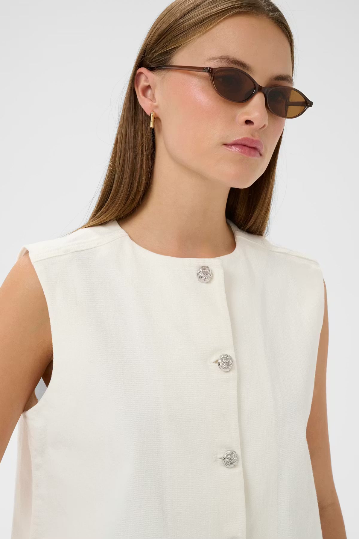 SOAKED IN LUXURY | Gilet 'Rina Waist'| Blanc