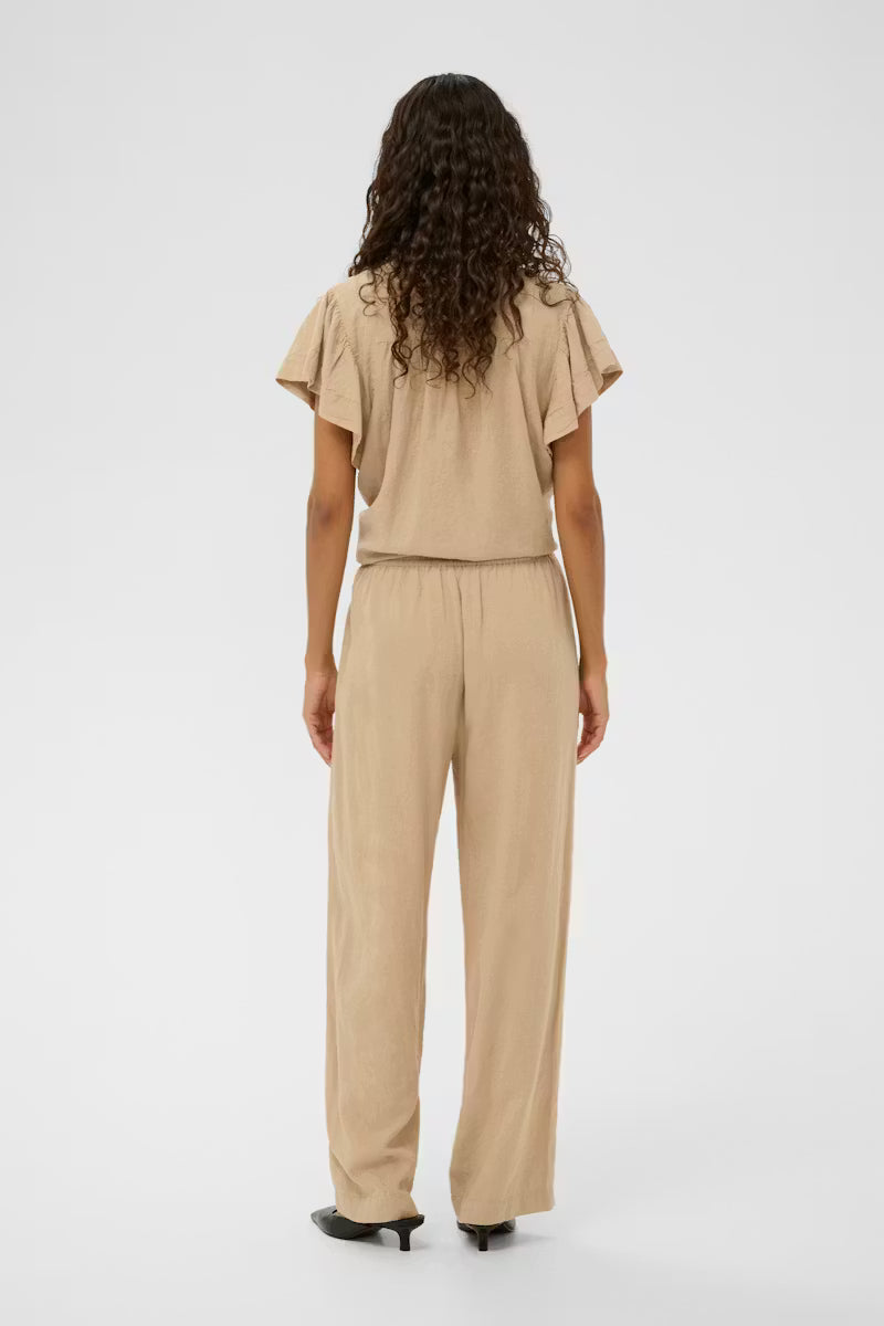 SOAKED IN LUXURY | Pantalons 'Aria'| Tan