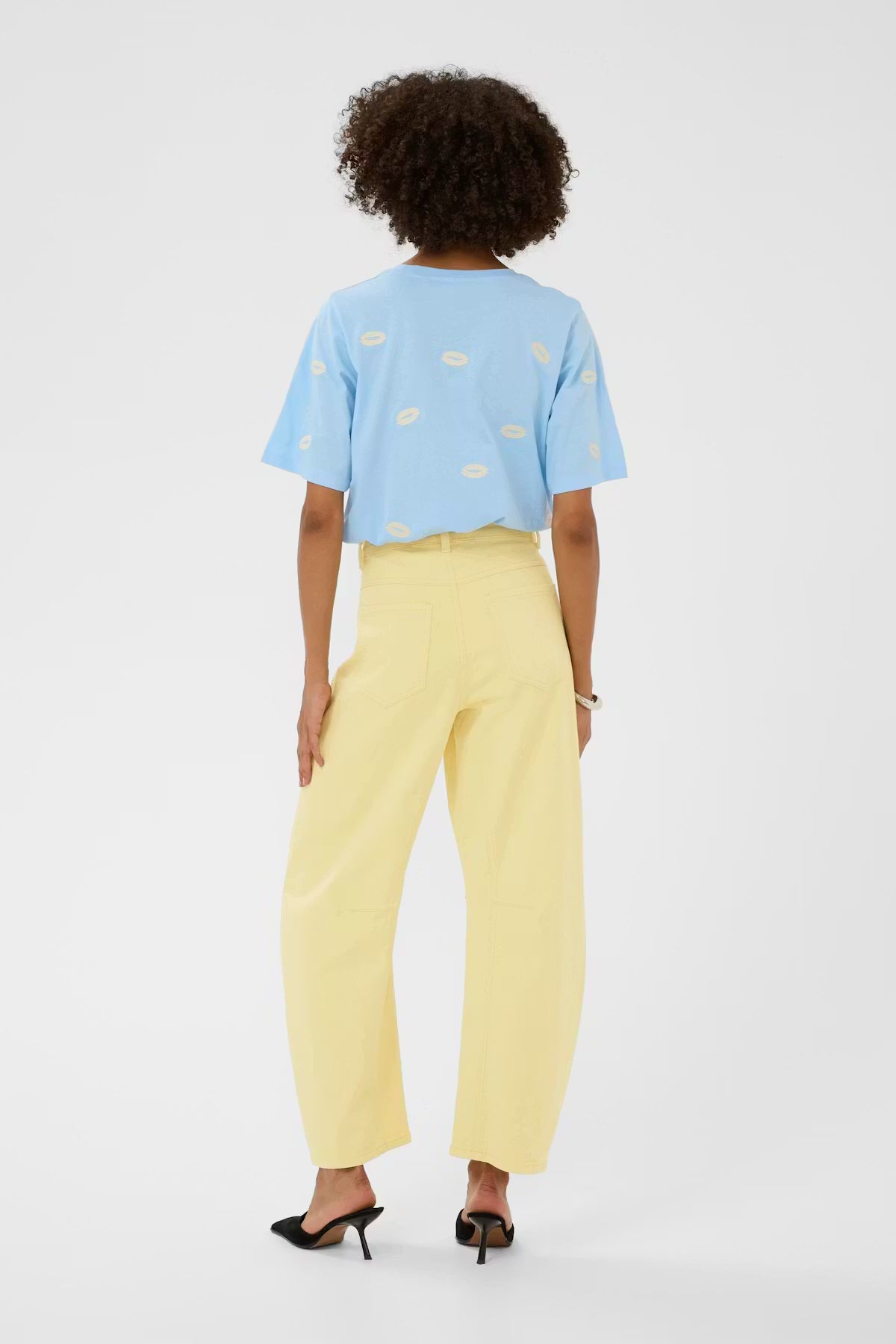 CULTURE |  Pantalon coupe barrel 'Brinnie' |  Jaune