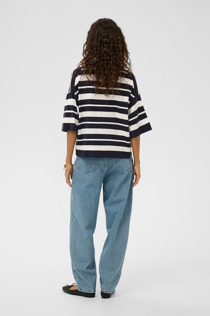 SOAKED IN LUXURY | Pull 'Spina Boxy' | Marine et Blanc