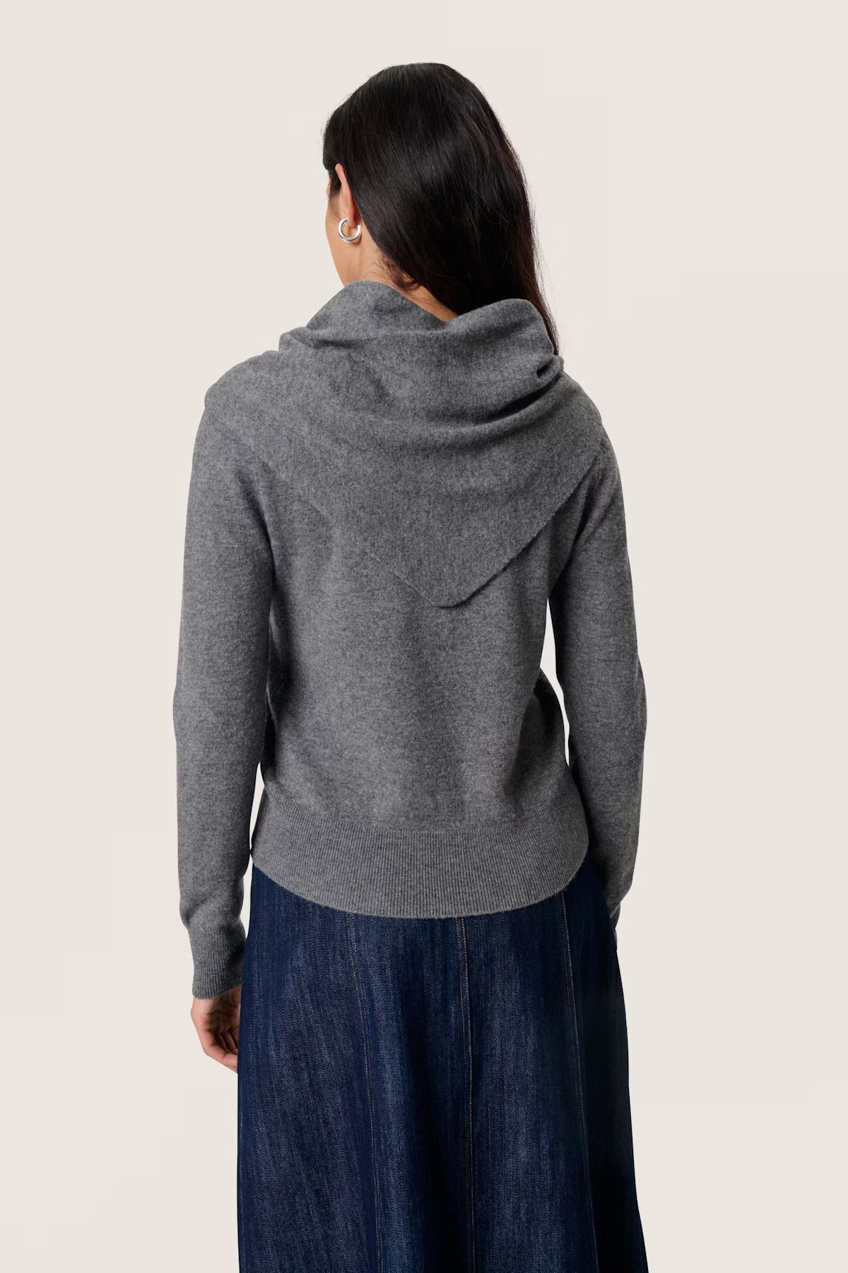 SOAKED IN LUXURY | Cardigan "Molina" - Gris