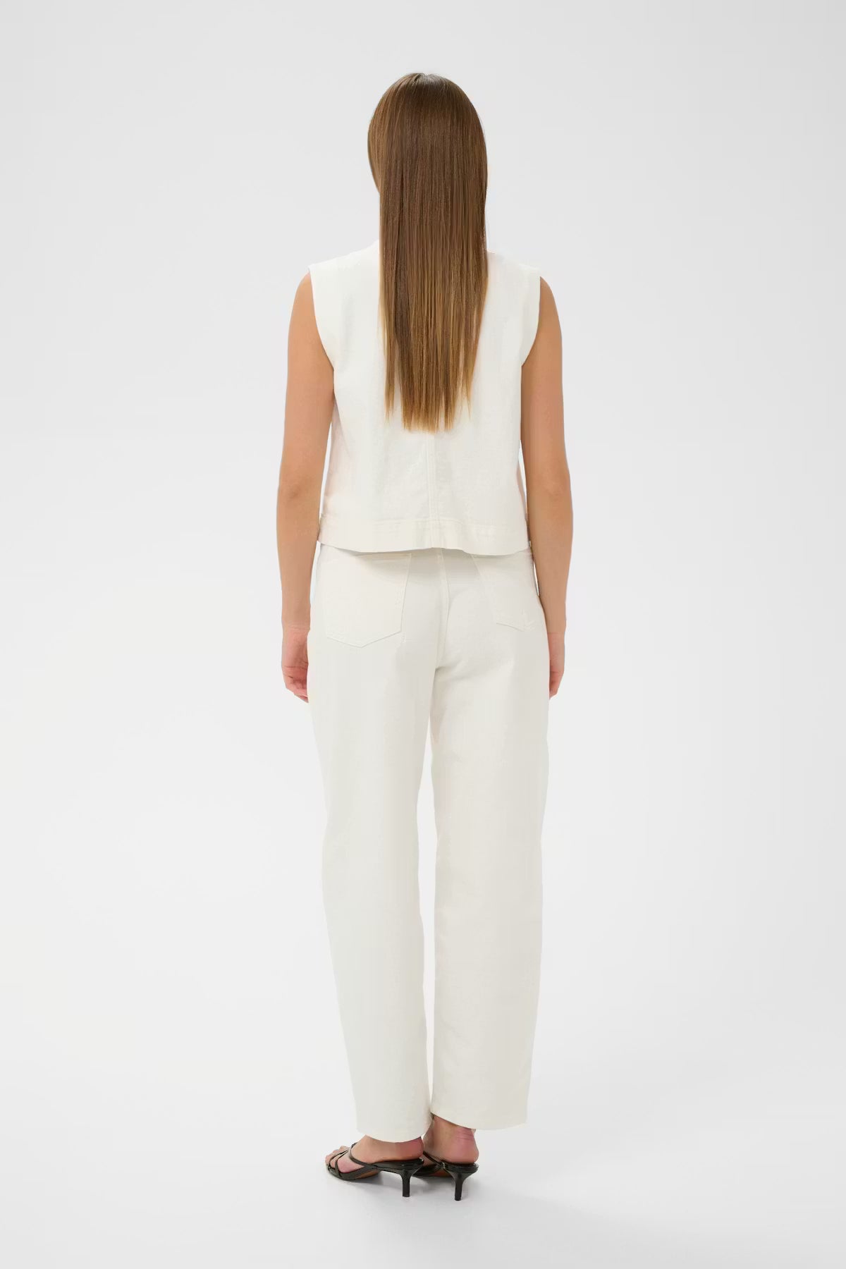 SOAKED IN LUXURY | Gilet 'Rina Waist'| Blanc