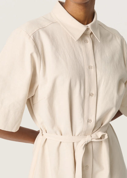 SOAKED IN LUXURY | Robe "LINNENA" - Beige