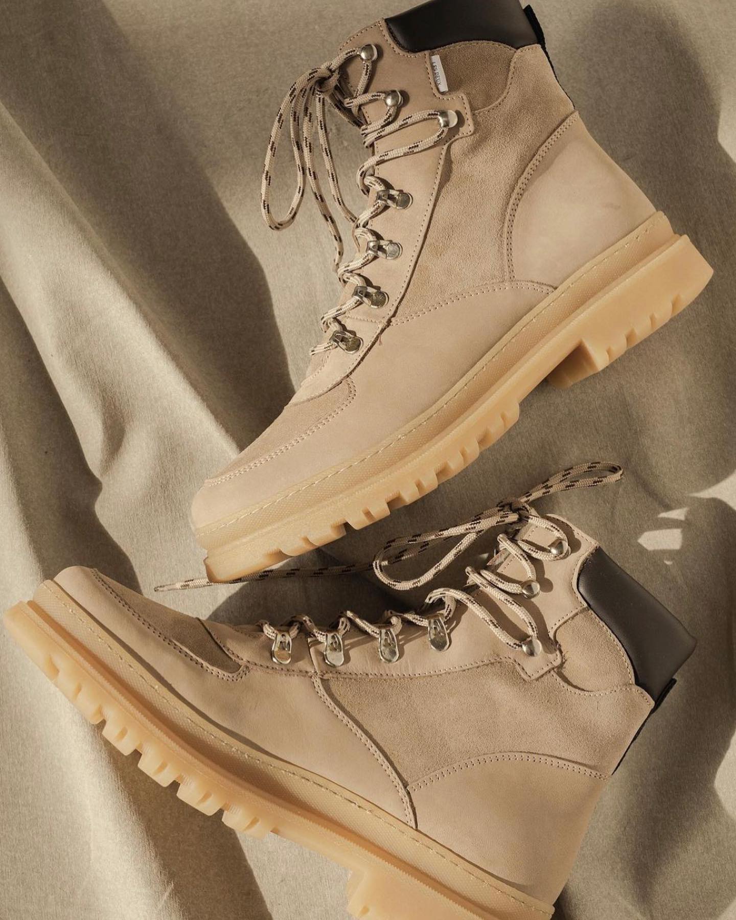 Les Deux | Les Bottes ''Tyler'' en daim - Sable foncé 