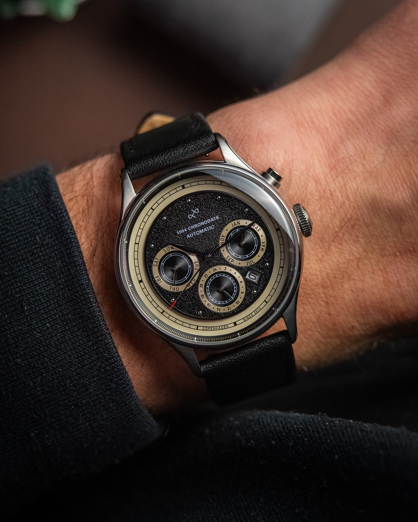 AV86 | Montre ''Chronodate Automatic 1564'' 39 mm - Acier / Noir