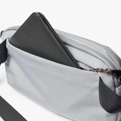 Bellroy | Sac bandoulière ''Venture Ready'' 2,5 L - Gris brumeux