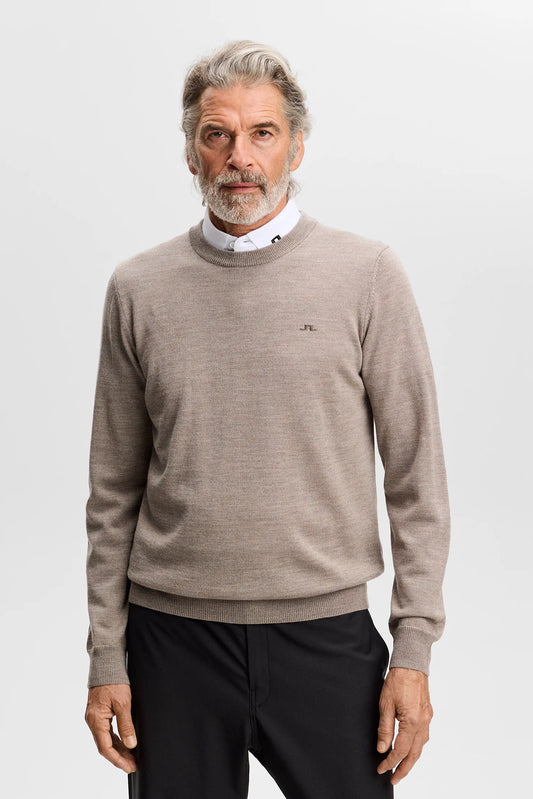 Le pull à col rond ''Keane'' en laine mérinos - brun