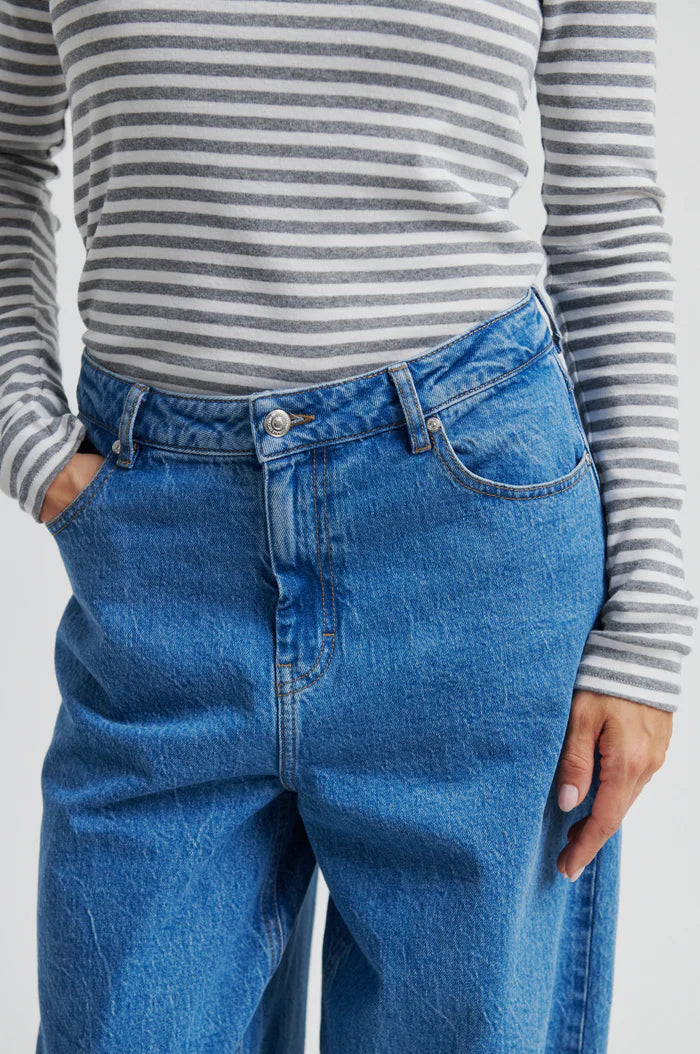 SECOND FEMALE | Jean 'Belton Barrel' | Denim
