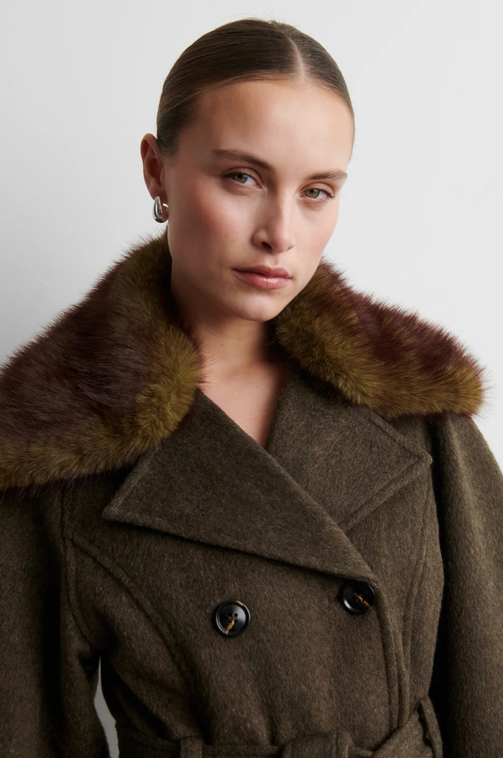 SECOND FEMALE | Manteau avec ceinture 'Agola' | Noir olive