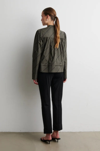 SECOND FEMALE | Blouse à manches longues 'Jasmina' | Noire olive