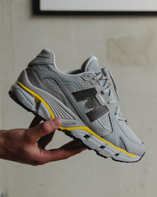 Karhu | baskets "Super Fulcrum" - Gris reflectif