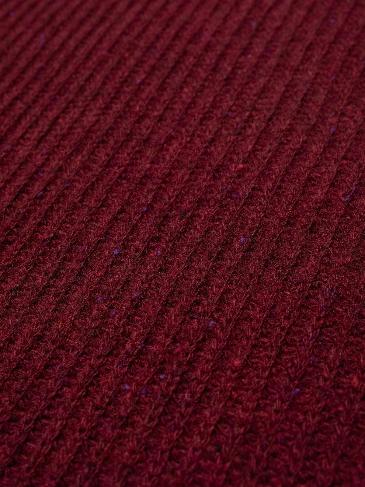 Nudie Jeans | Pull en laine côtelée "August" - Bourgogne