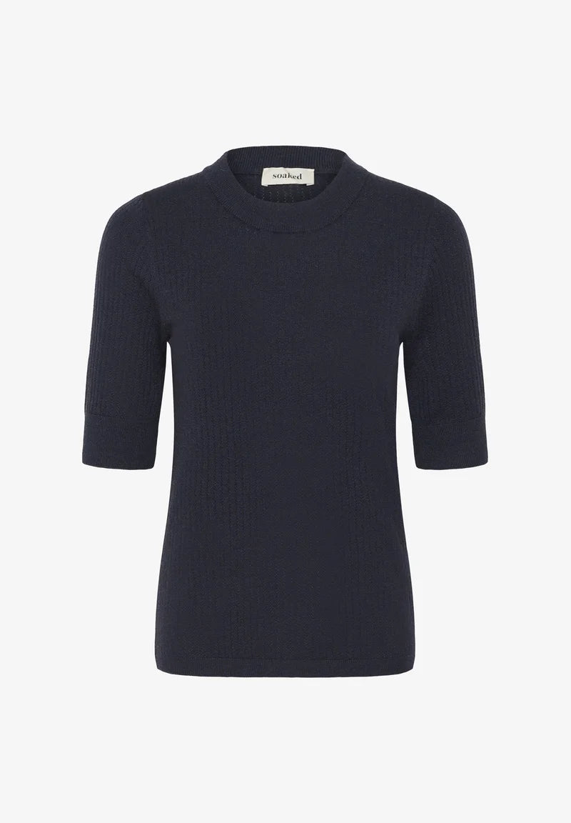 SOAKED IN LUXURY | Chandail 'Spina Tee' | Bleu foncé