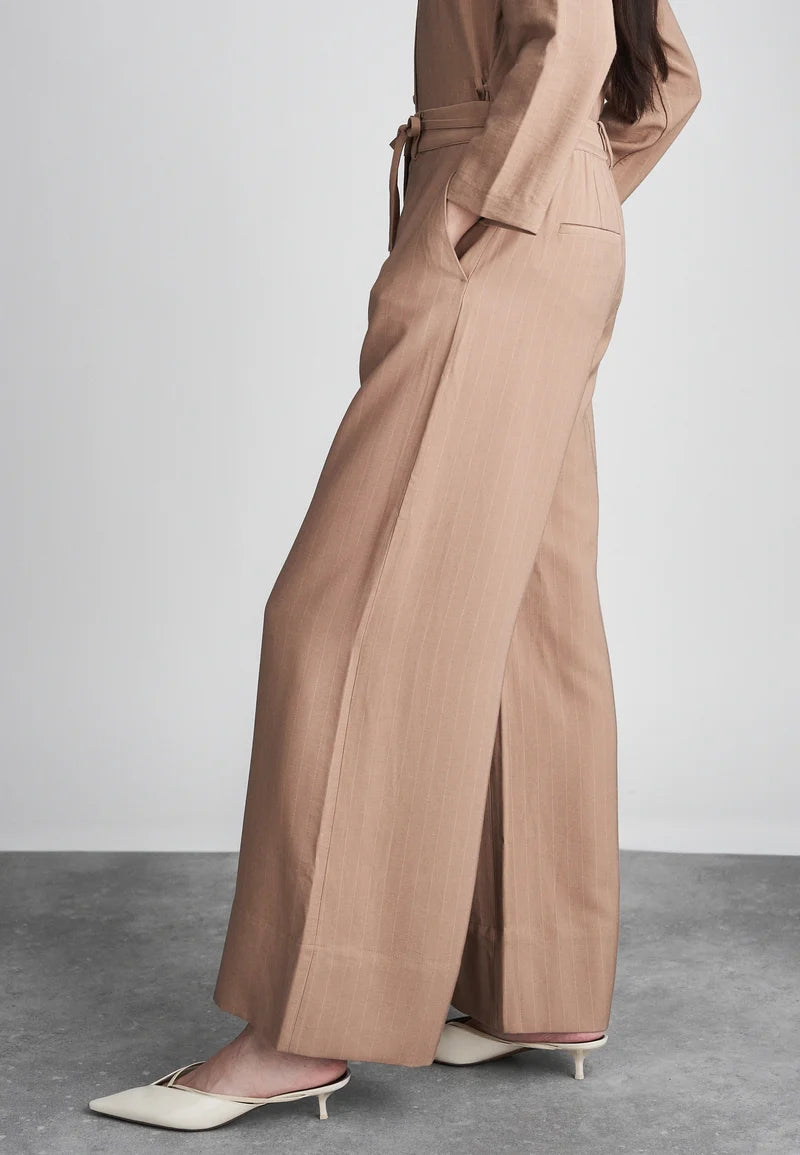 Tiger of Sweden |  Pantalon ''Ellis'' coupe détendue - Marron clair