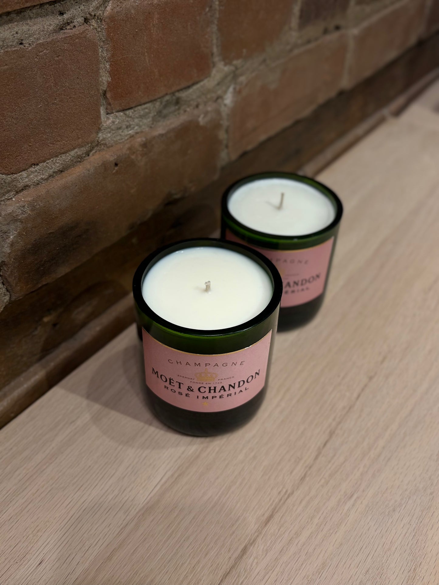 BOUGIE MOËT & CHANDON ROSÉ NOIRE - SAUGE SALÉE