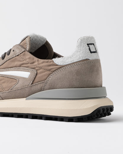 D.A.T.E | Baskets en daim et nylon ''Athleta Touch'' - Taupe