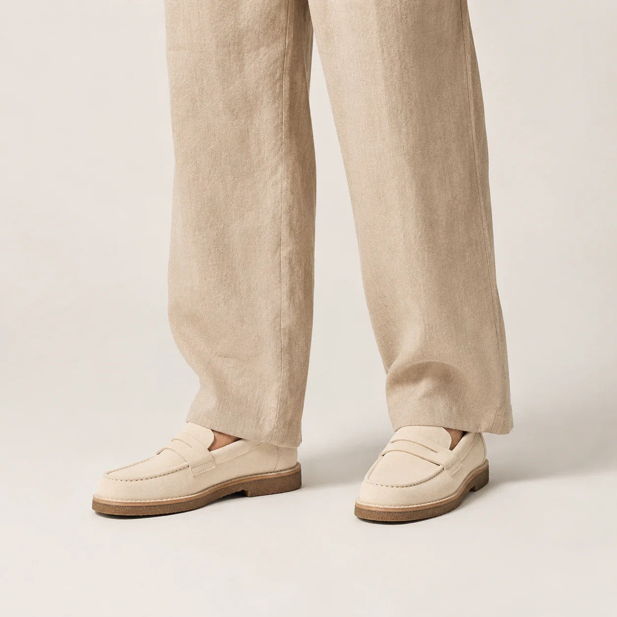 Astorflex | Mocassins en daim ''Mokaflex'' - Écru
