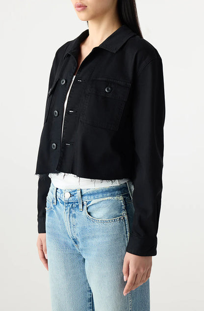 AMO | La veste courte en denim extensible Carly  - Noir