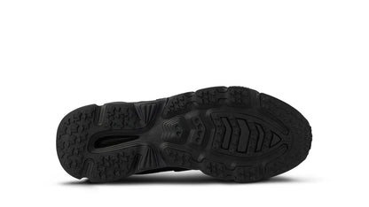 Karhu | Les baskets ''Super Fulcrum'' - Noir / Noir