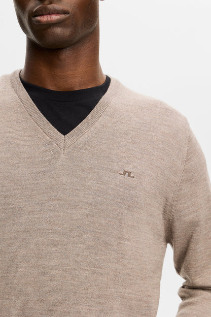 J.Lindeberg |  Pull à col en V en maille fine - Brindle