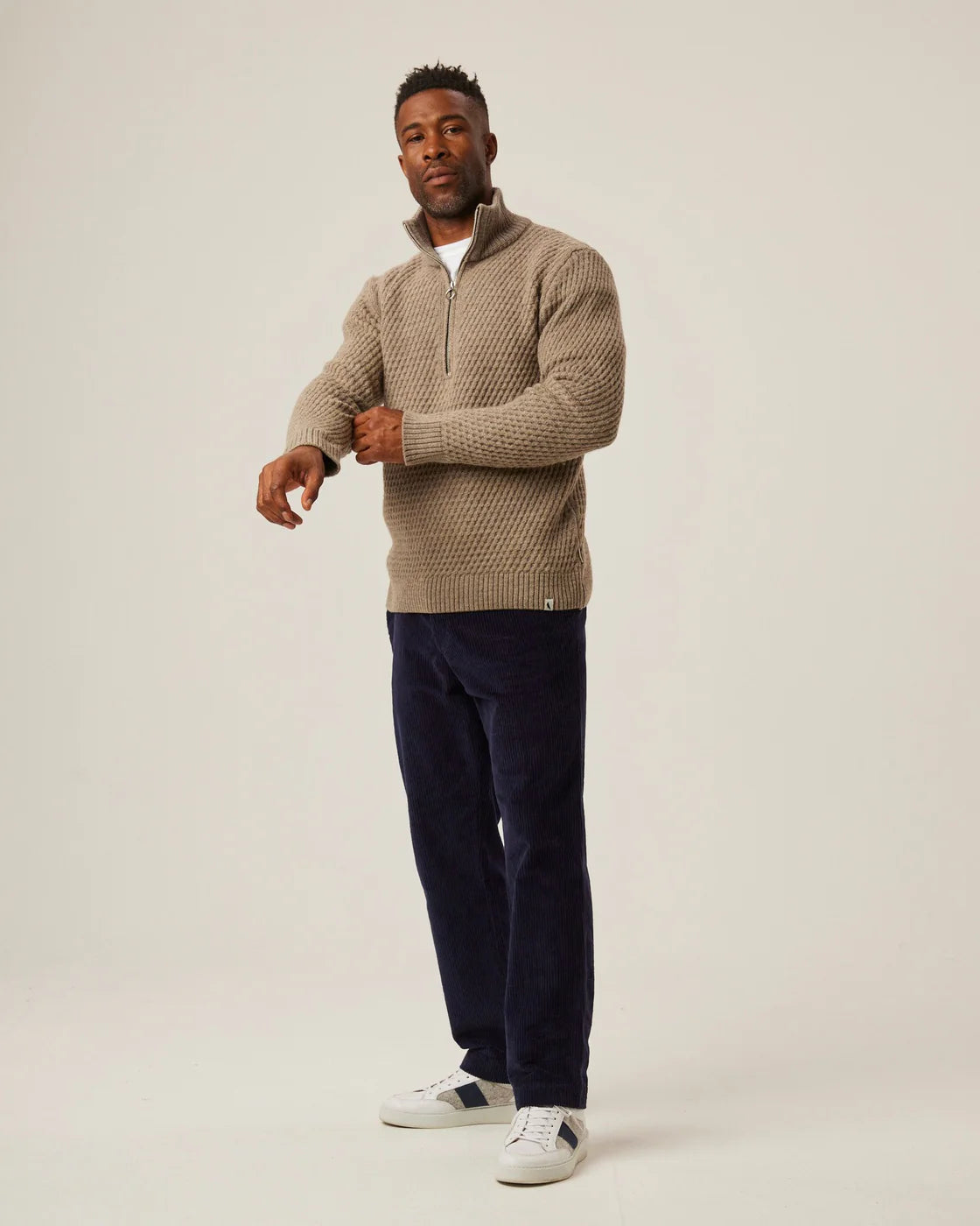Peregrine | Pull ''Birchall'' Demi- Zip en laine mérinos - Chêne