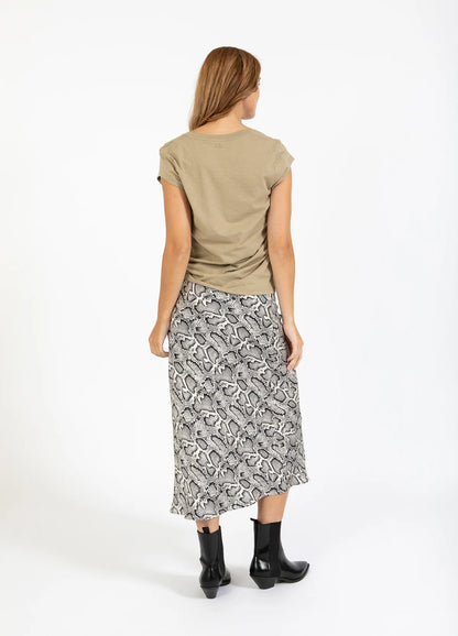 Coster Copenhagen | Tee Shirt "V-Hals" - Olive