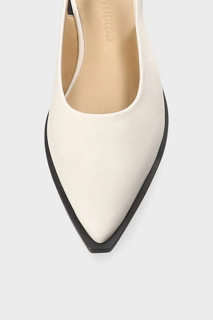 Copenhagen studio | Ballerines pointues en cuir - Crème
