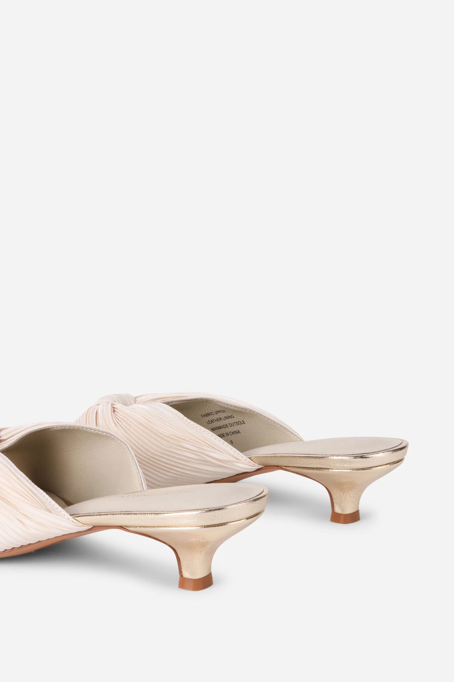 INTENTIONALLY___ | Chaussure "Curfew" | Ivoire