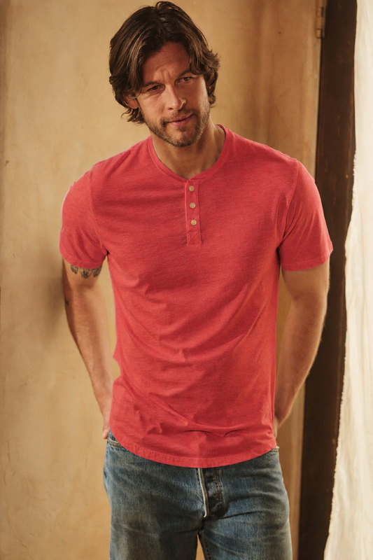 Velvet | Le t-shirt Henley ''Fulton'' - Rouge tomate